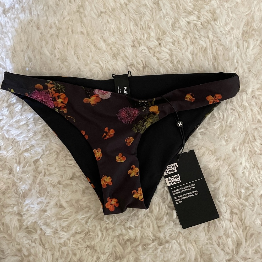 Hurley bikini bottoms - size XS